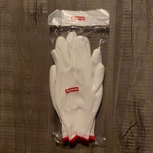 Supreme Gloves